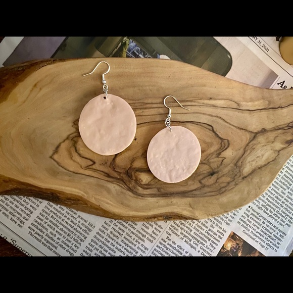 Handmade Clay Earrings | God is a Woman | Venus - Picture 4 of 8